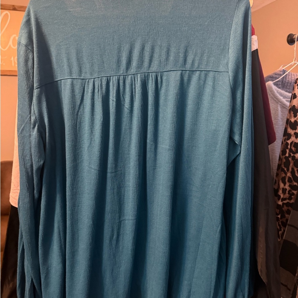 JohnPaulRichard Teal Crochet Boho Peasant Blouse Size M - Picture 3 of 3